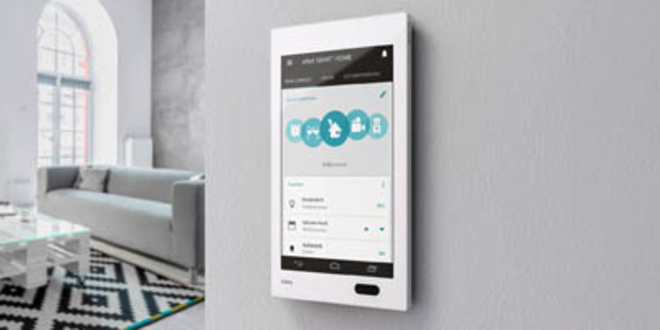 Bedienzentrale Gira G1 bei Elektrotechnik Homeier GmbH in Alteglofsheim